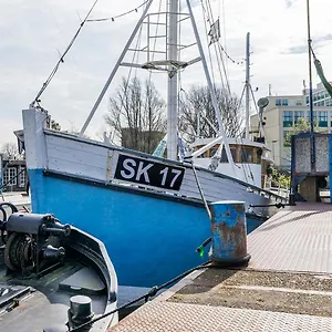 Asile Flottant Ámsterdam