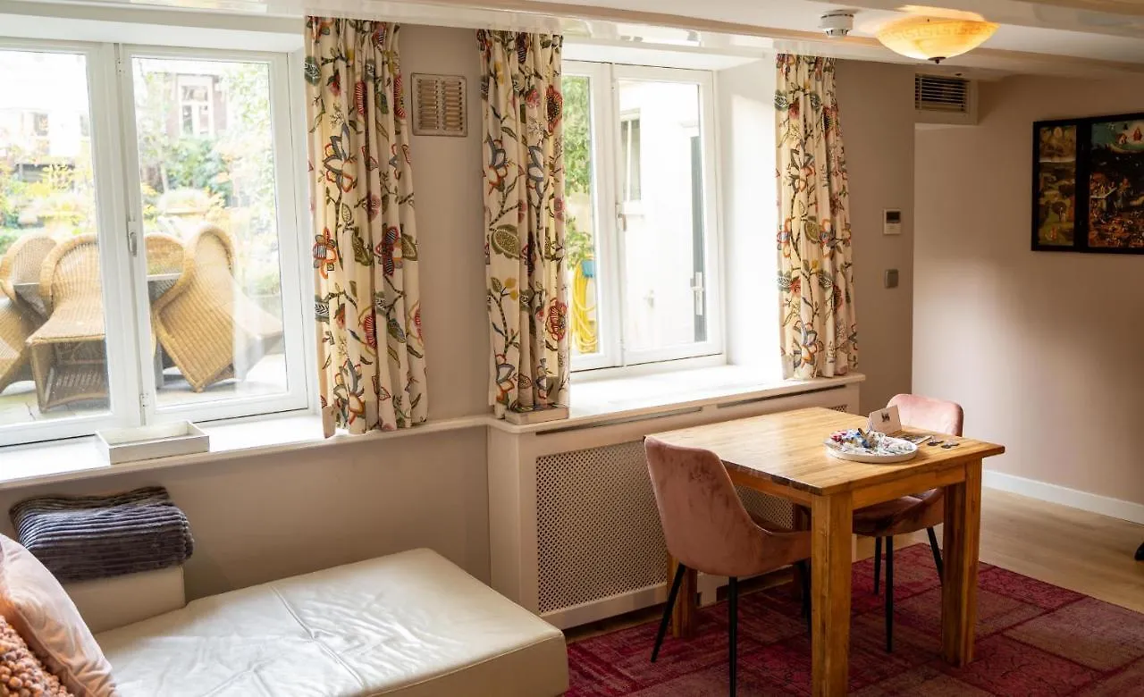 Dutch Masters Short Stay Apartments Amsterdam
